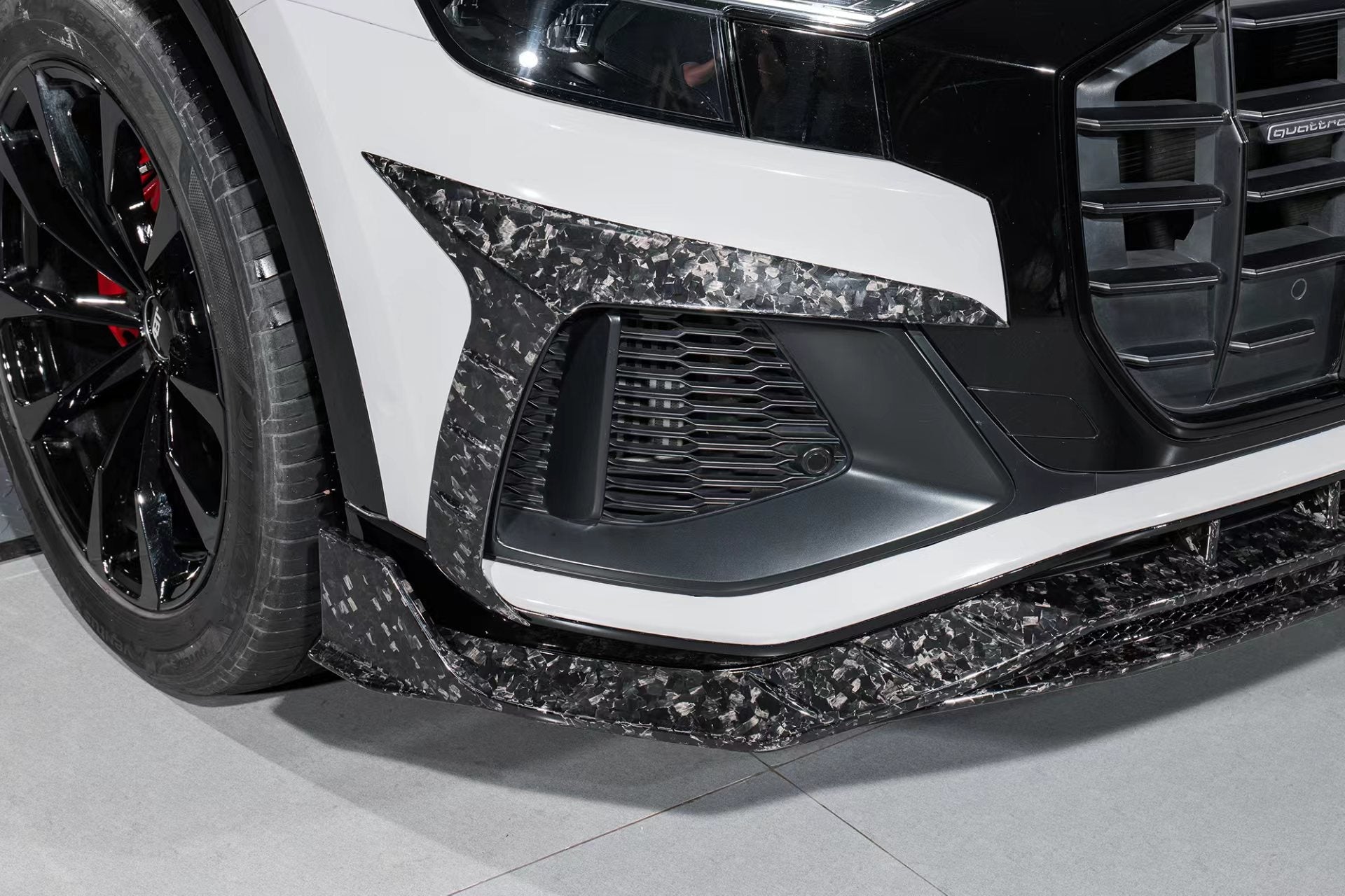 Karbel Carbon Pre-preg Carbon Fiber Front Lip Splitter For Audi SQ8 Q8 S-line 2020-2022