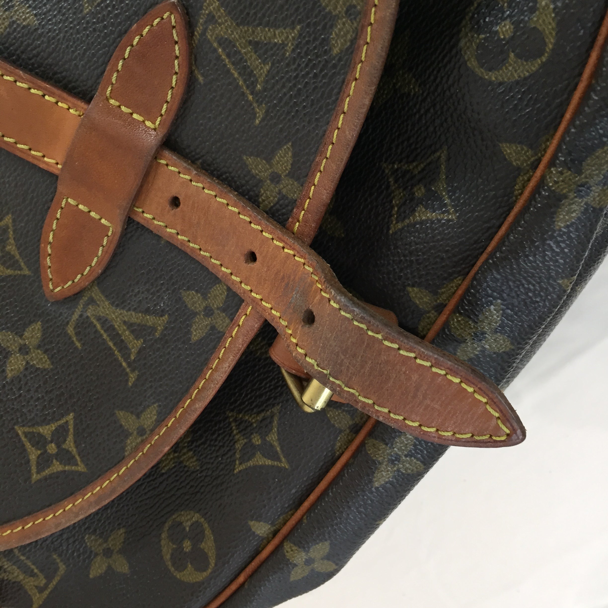 Pre-Owned Louis Vuitton Monogram Coated  Canvas Saumur 30 Crossbody Bag Sku# 71076