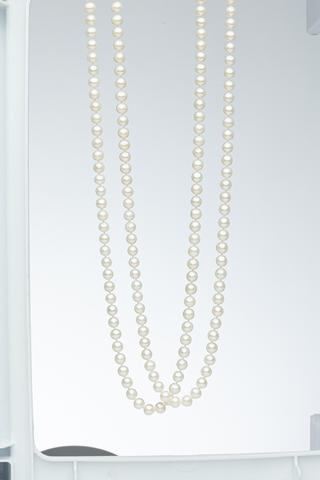 Angela Q-pearl-rope-necklace