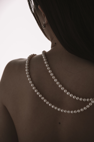 Angela Q-pearl-rope-necklace