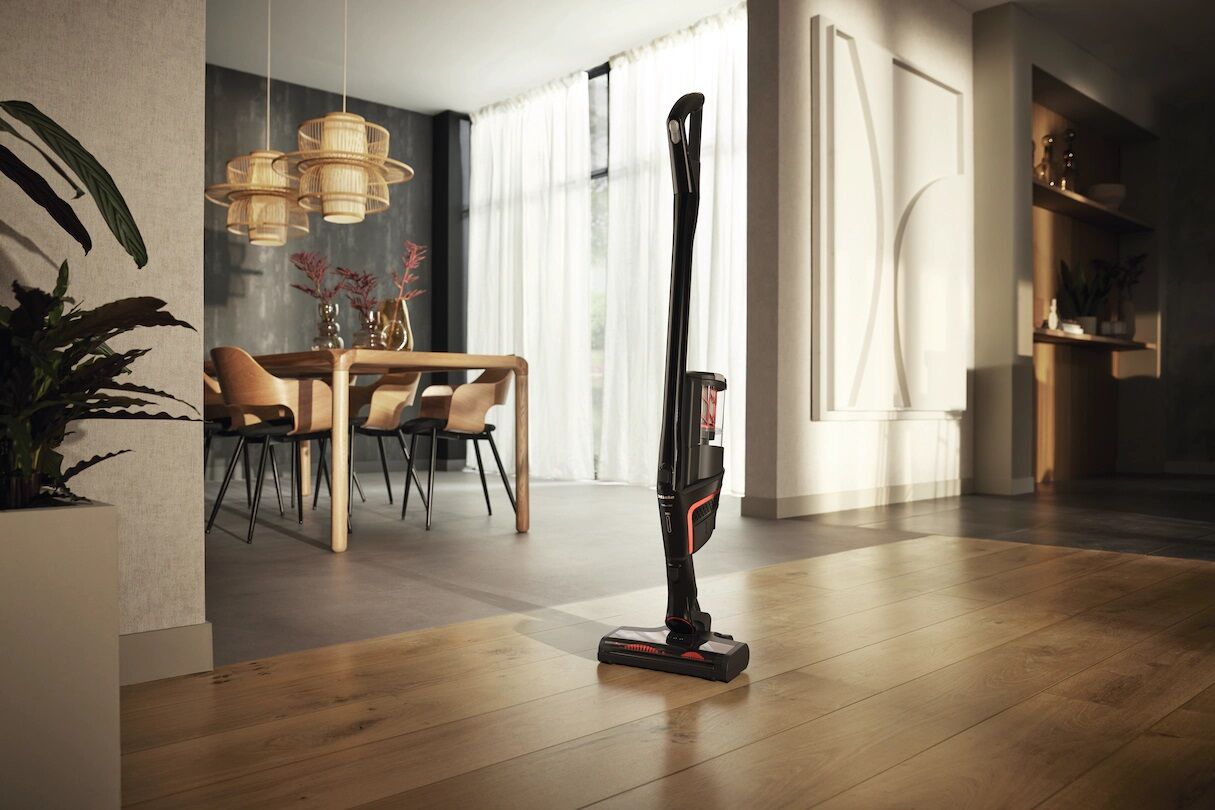 Miele Triflex HX1 Facelift - Obsidian Black