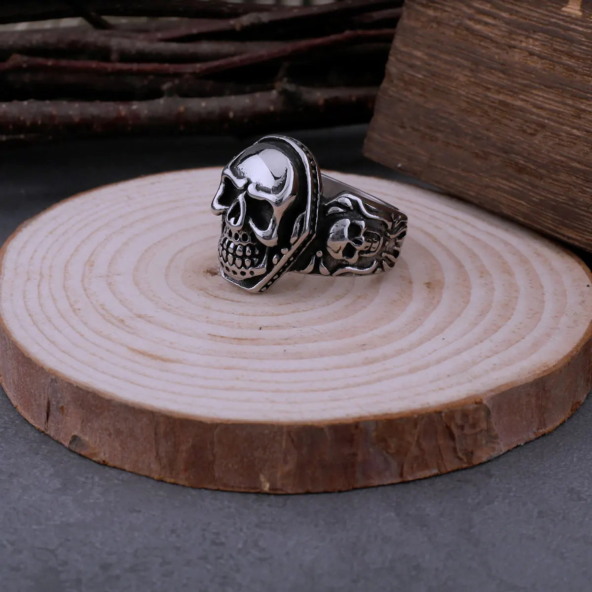 Trend Neo-Gothic Skull Biker Ring