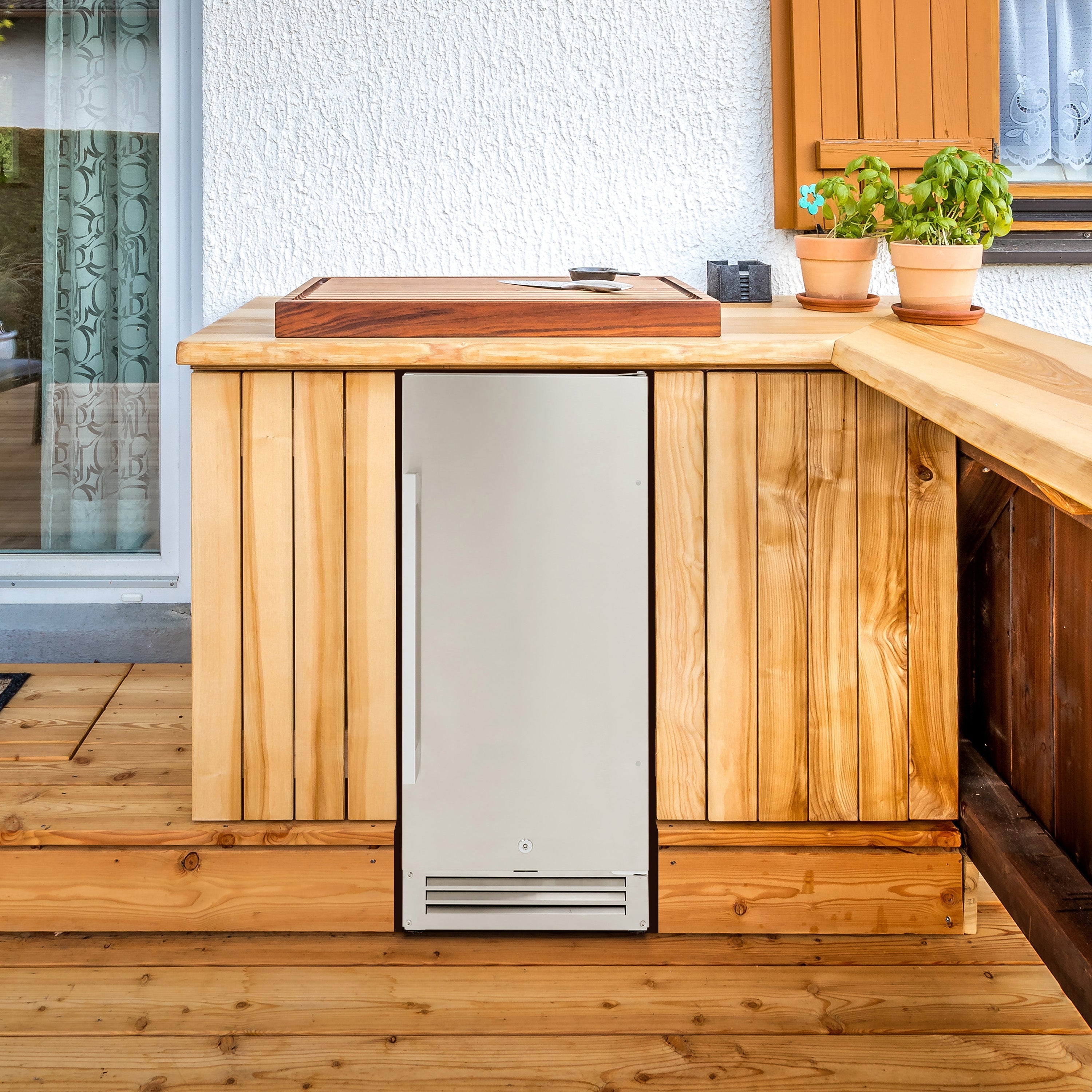 Avanti 2.9 cu. ft. ELITE Series Outdoor Built-In Refrigerator