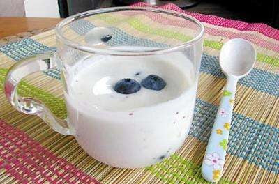 ダイエットでヨーグルトと牛乳との違い