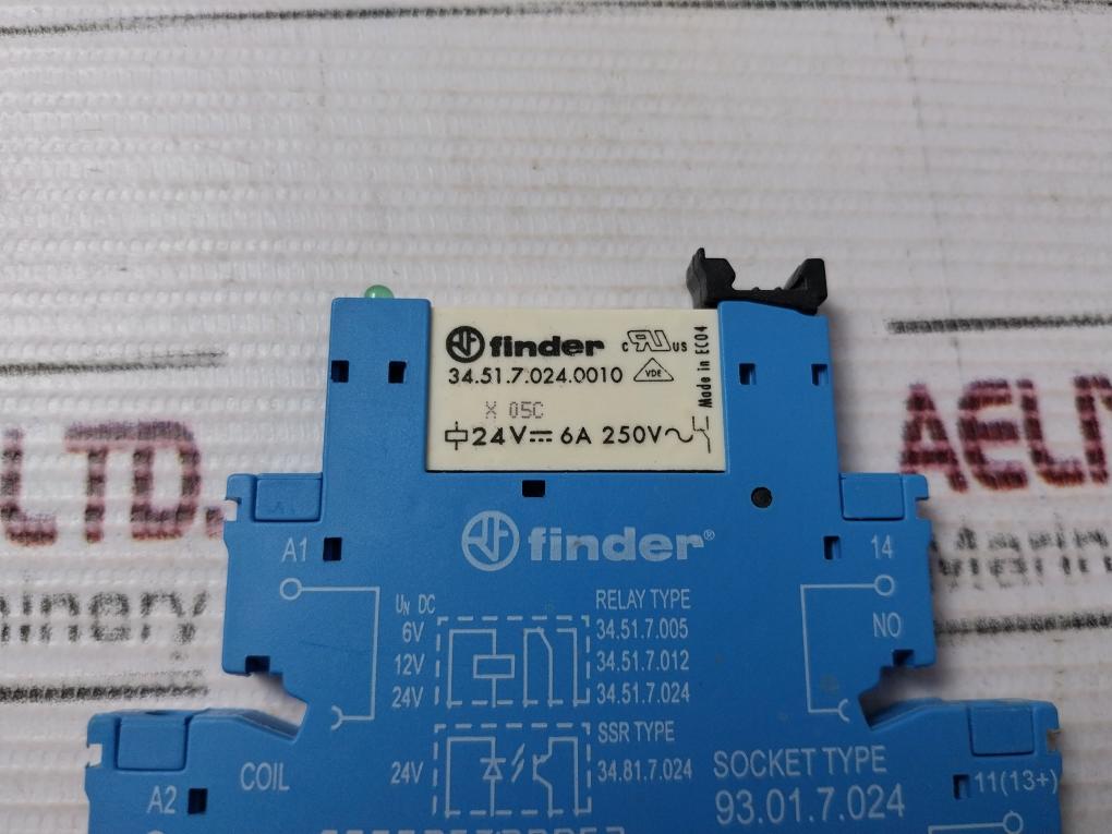 Lot Of 4X Finder 93.01.7.024 Relay Sockets