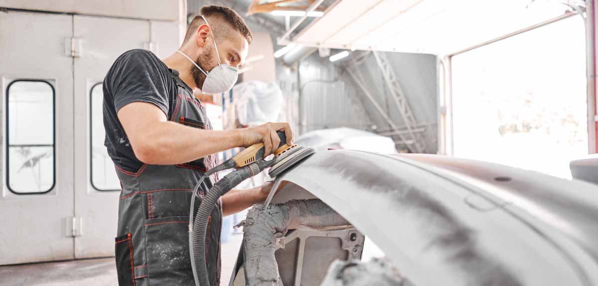 Anwendungen von keramischen Schleifmitteln in der Kfz-Reparatur