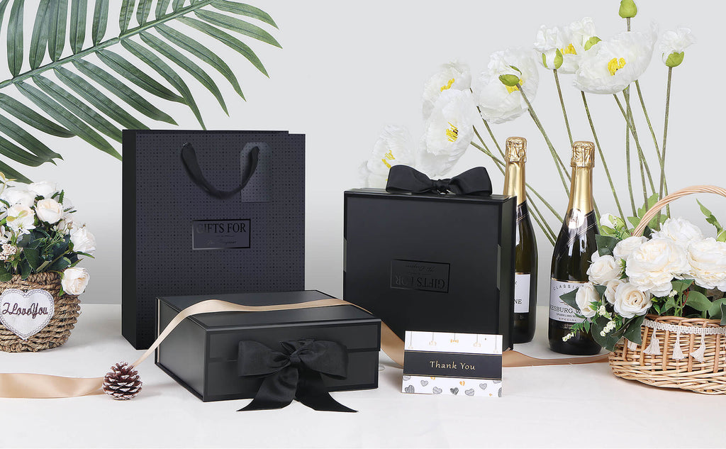 Hochwertige Geschenkboxen aus schwarzem Karton mit Deckel