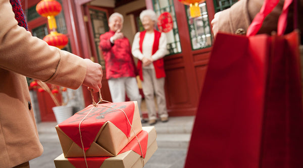 Chinesen-Leute-like-Rot-Geschenkpaket