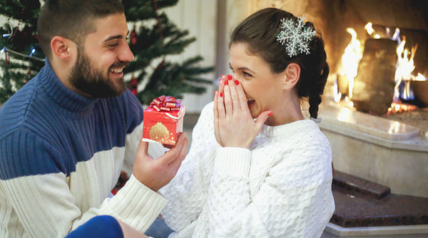 greek-gift-giving