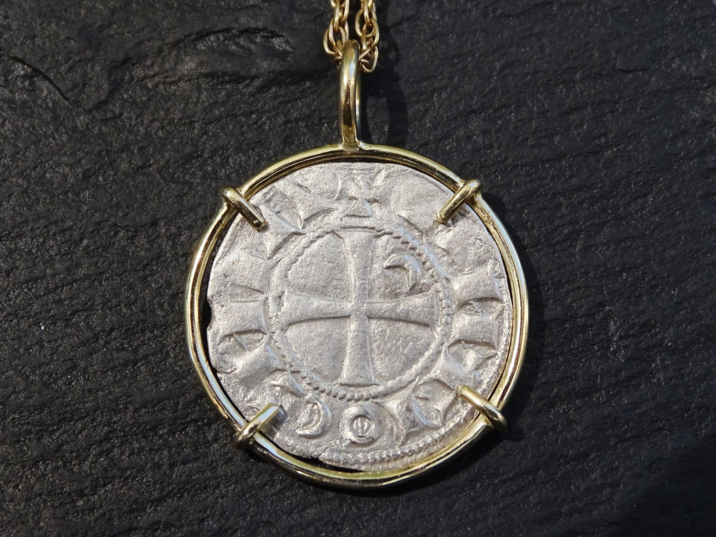 Knights Templar coin pendant set in 14k gold - Bohemond III of Antioch