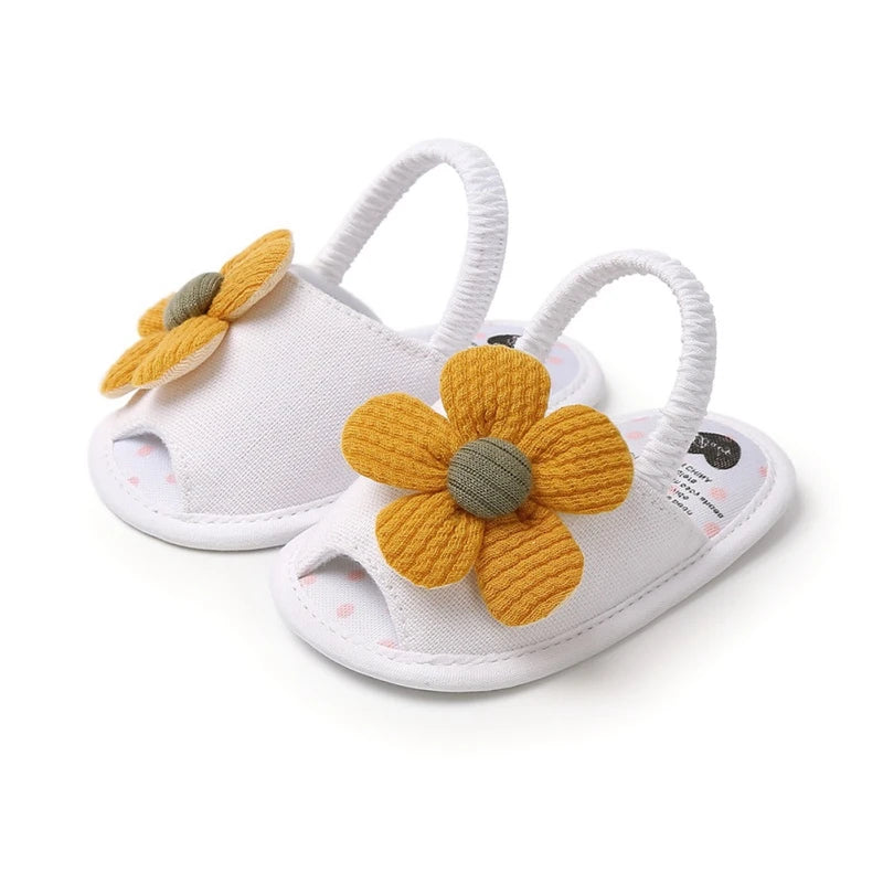 Summer Infant Baby Shoes Girl Flats Sandals Soft Sole Anti-Slip Flower Pure Crib Shoes Newborn First Walker Hot Sale