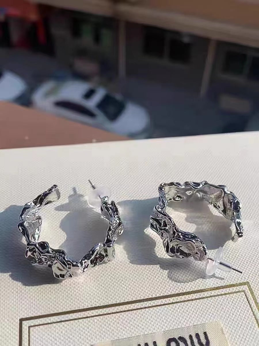 Silver Metal Pleated Lava Silver Earrings
