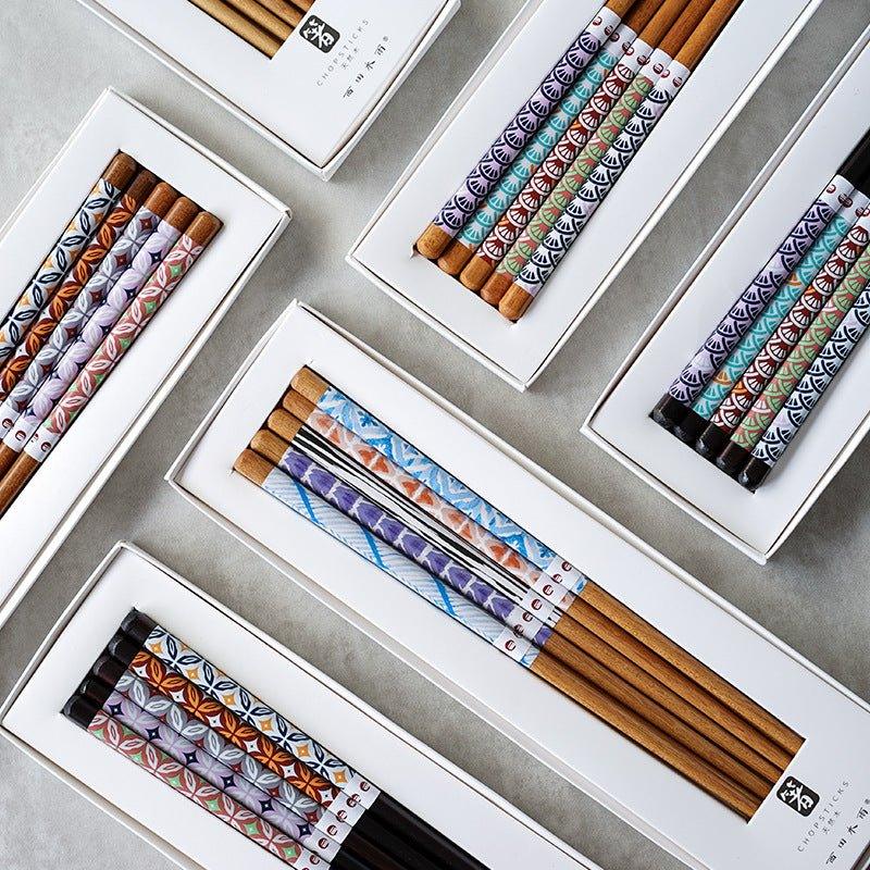 Japanese Family Harmony Wooden Chopsticks Sets