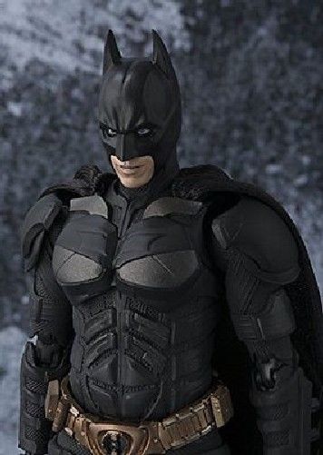 S.H.Figuarts BATMAN The Dark Knight Action Figure BANDAI NEW from Japan F/S