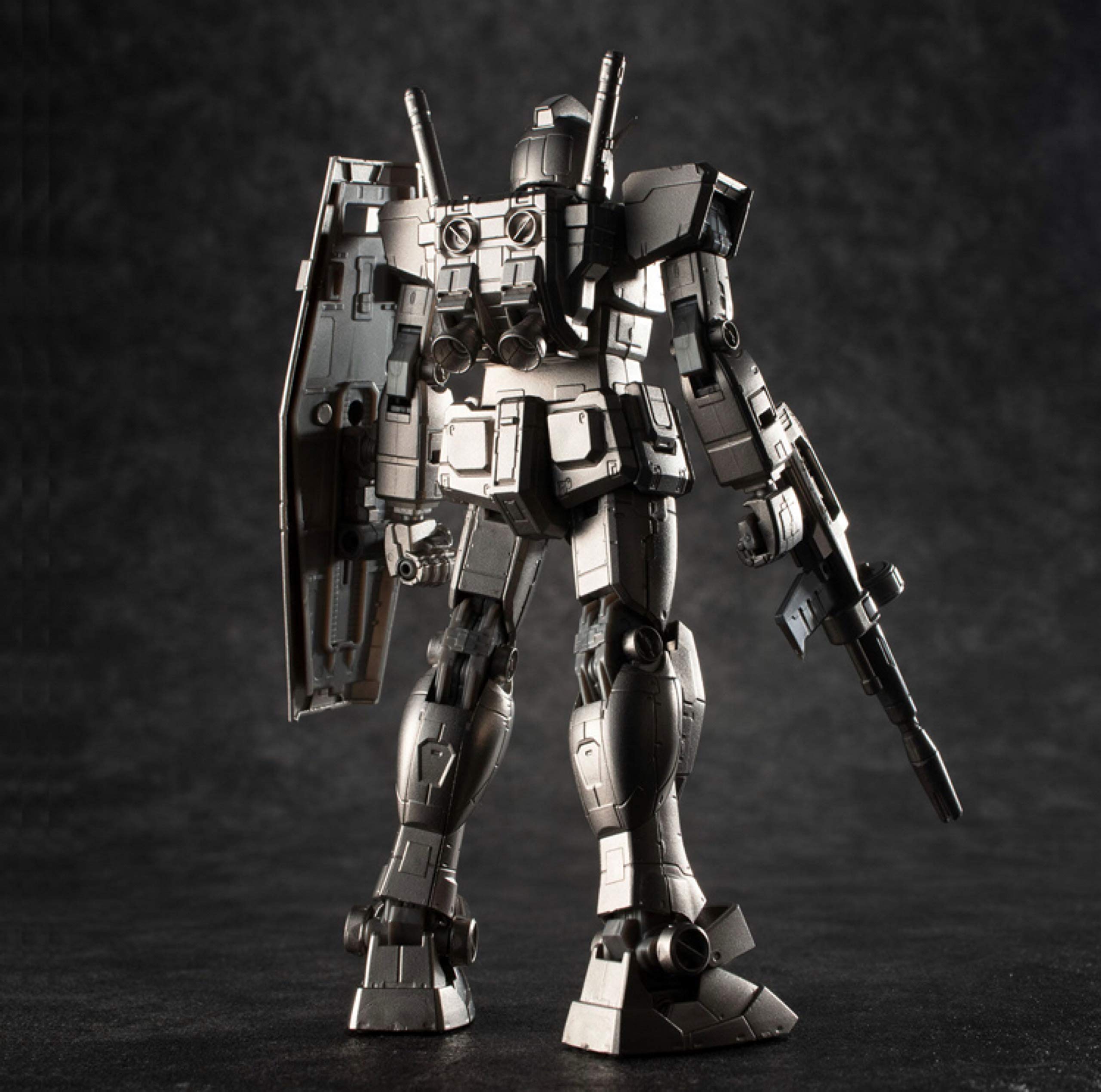 GUNDARIUM ALLOY MODEL 1/144 RX-78-2 GUNDAM Kit GUNPLA 40th ANNIV. Action Figure