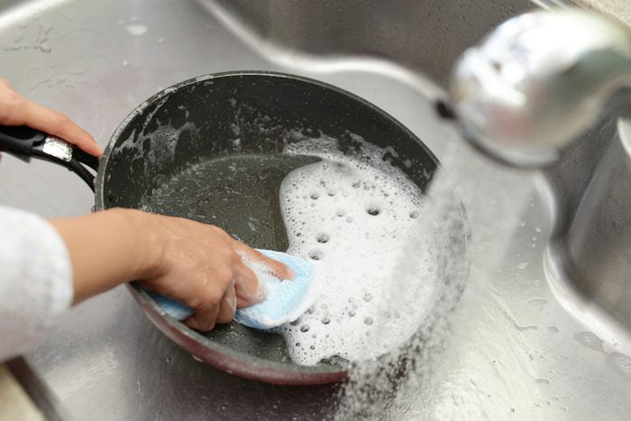 How to Clean Your Nonstick Cookware