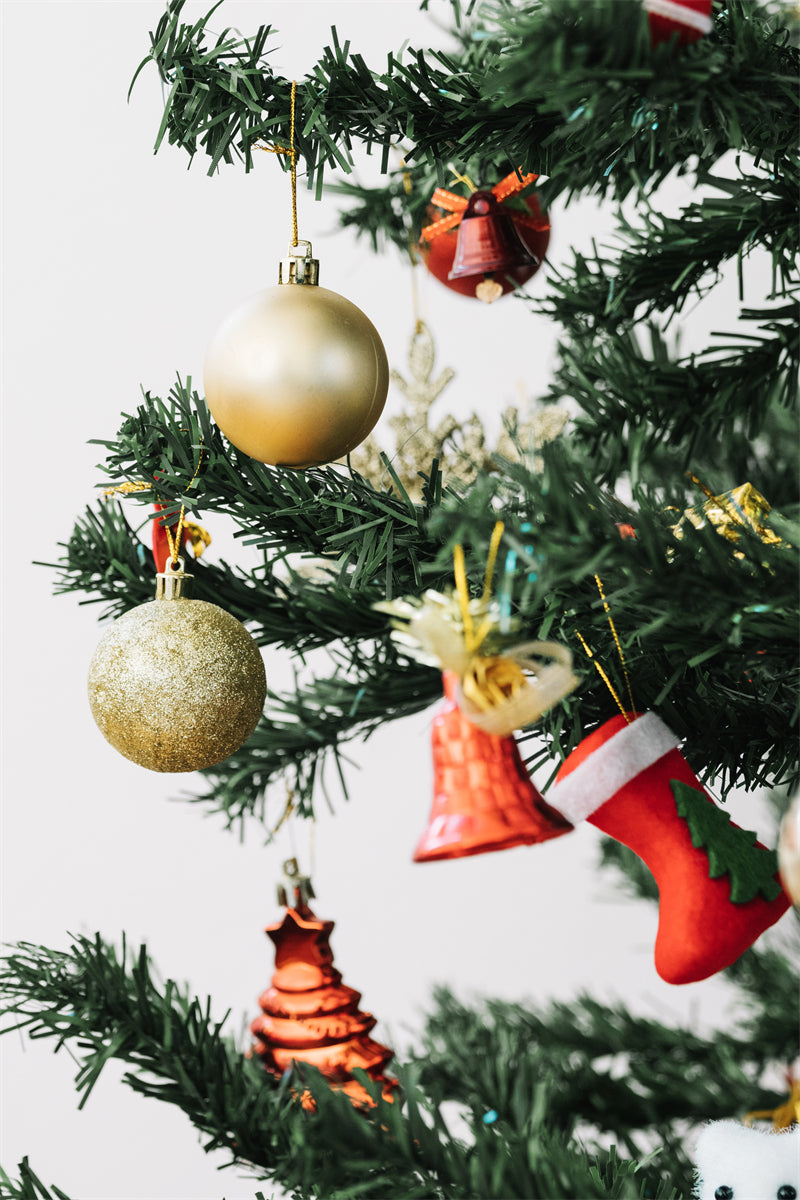 Luxurious Christmas Tree Photo Bakcground - Christmas Presents Decorative  - Png/PSD/JPG/ Free Download