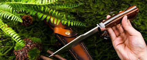 LOTHAR MOOSE Fixed Blade Hunting Knife, 5.3 Inch Sharp D2 Blade Bowie Knife with Leather Sheath, Rosewood Handle, Perfect Helper for Hunting, Camping or Bushcraft