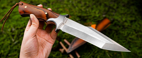 LOTHAR MOOSE Fixed Blade Hunting Knife, 5.3 Inch Sharp D2 Blade Bowie Knife with Leather Sheath, Rosewood Handle, Perfect Helper for Hunting, Camping or Bushcraft