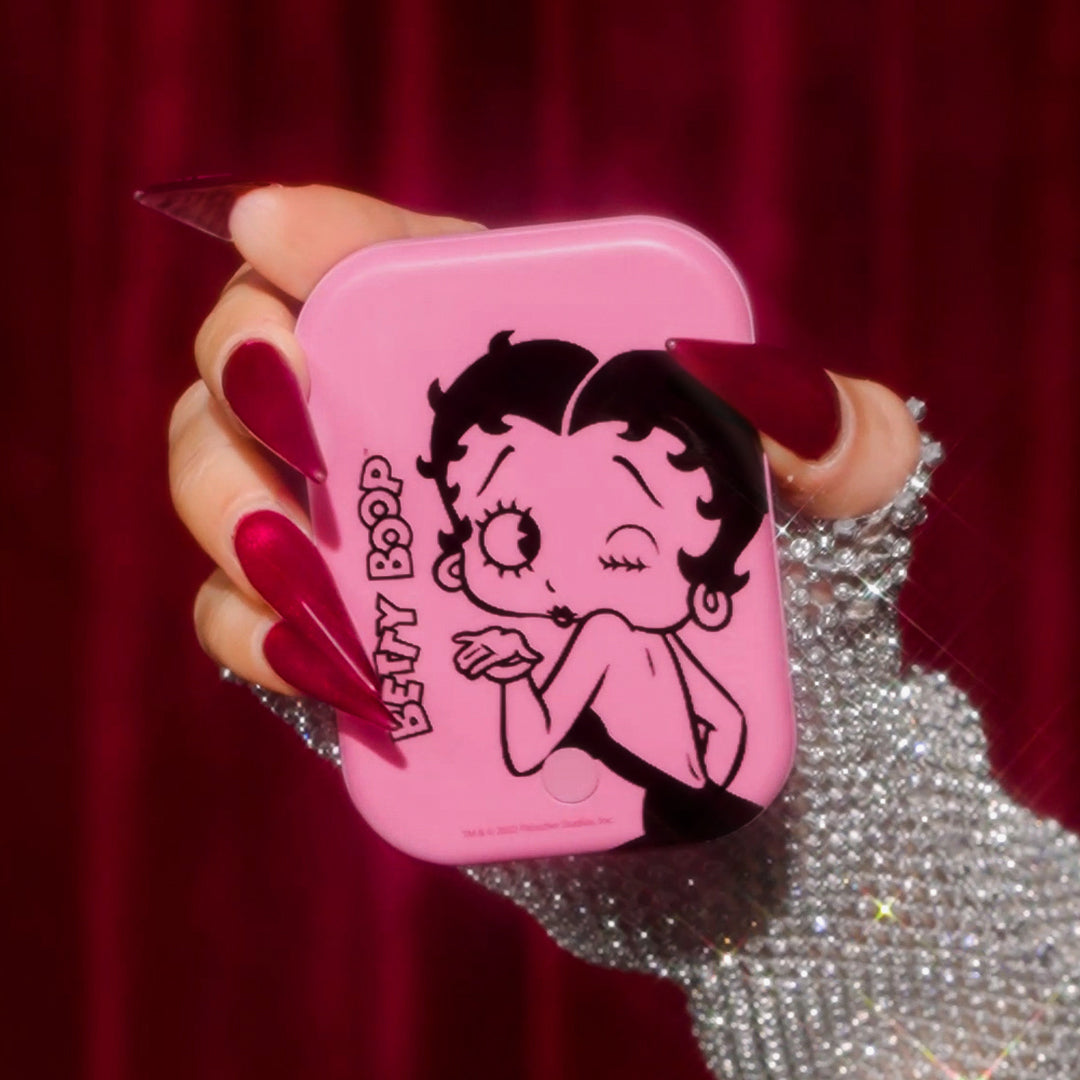 Betty Boop Be Mine MagSafe Battery Power Pack