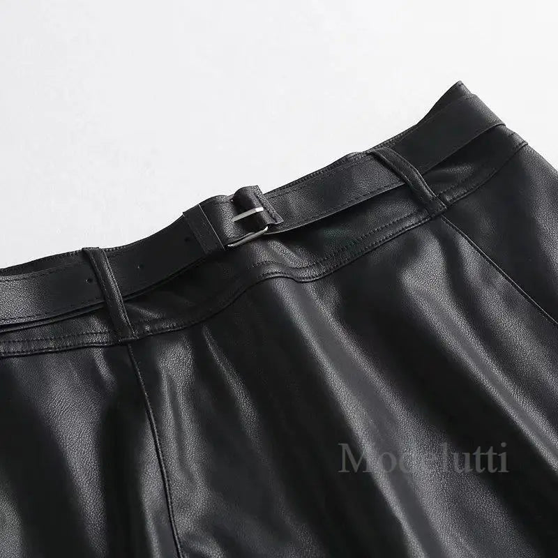 Modelutti 2023 New Spring Summer Fashion Leather Skirt Belt Women Black Solid Color Slim Simple All-match Casual Bottoms Female