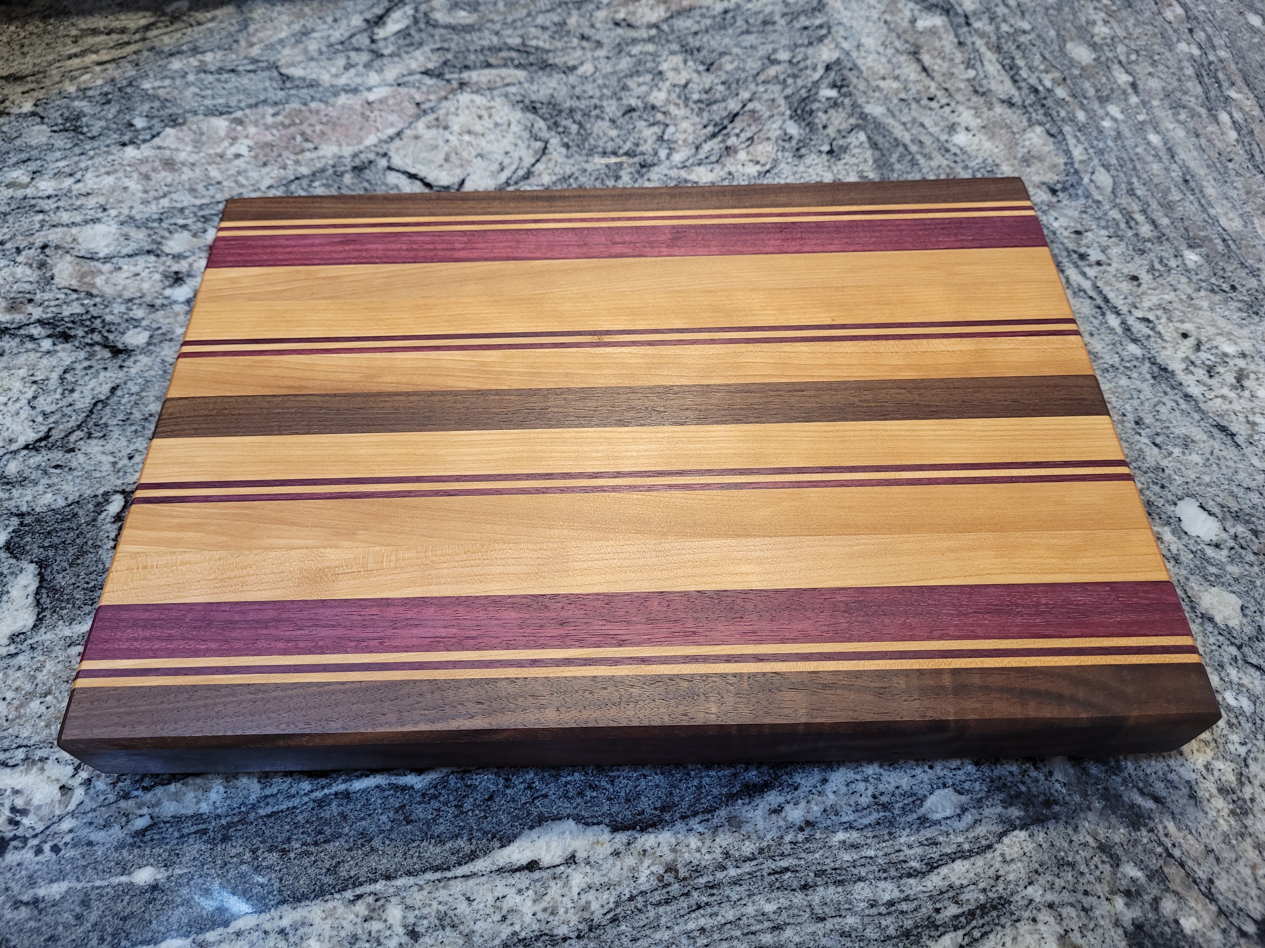 Medium cutting board 5