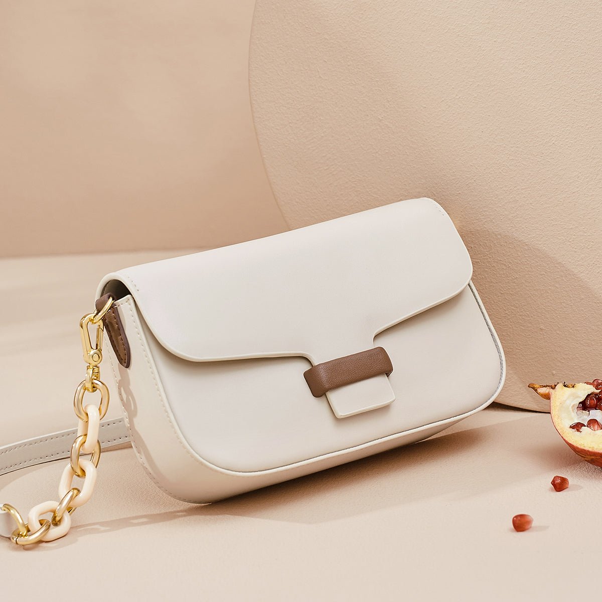 Chic Ivory Harlow Shoulder Bag