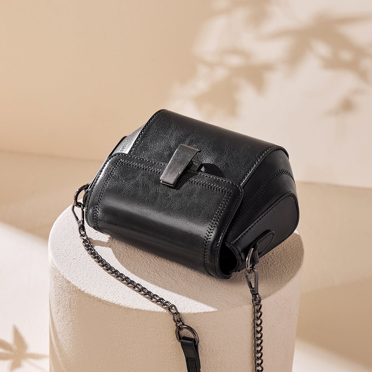 Classic Black Chain Strap Bag