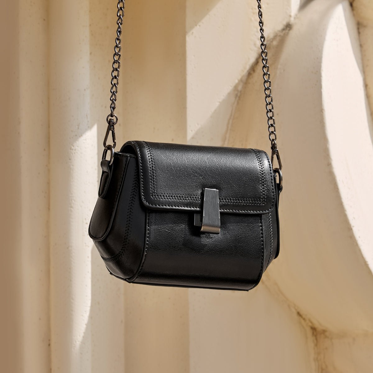 Classic Black Chain Strap Bag