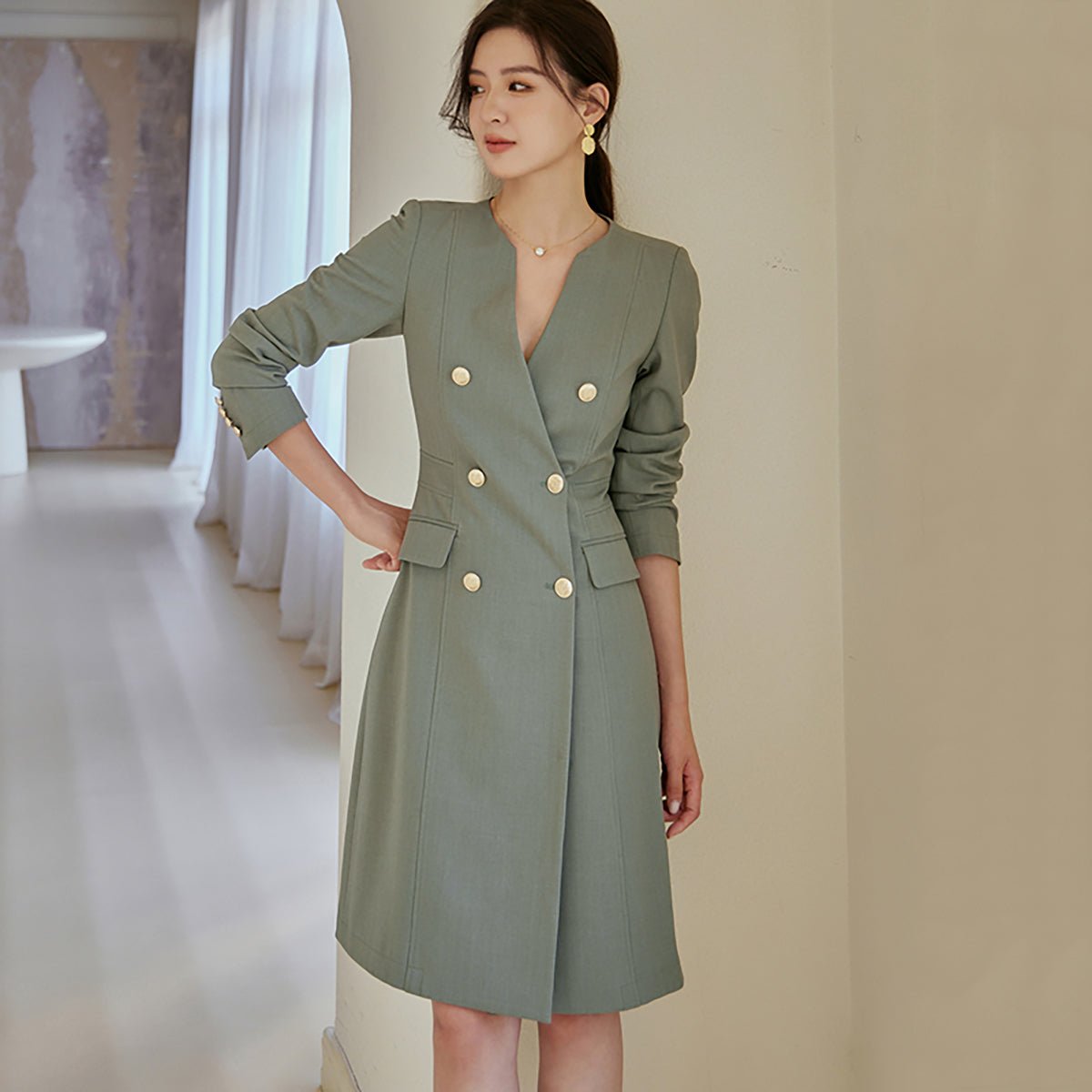 Modern Double-Breasted Green Dress