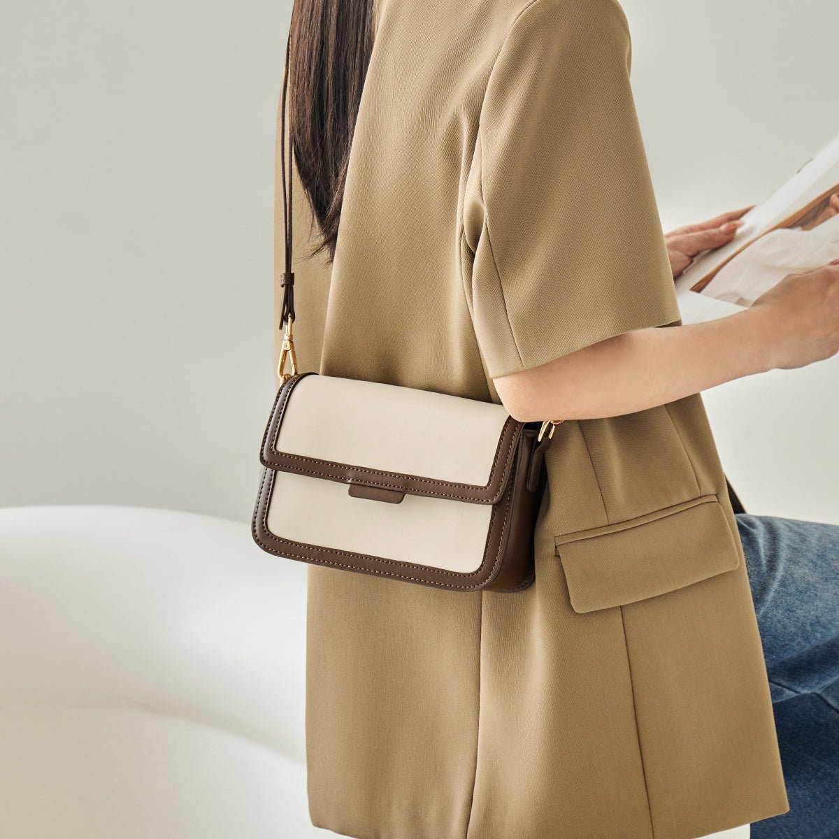 Two-Tone Spliced Ivory Leather Shoulder Bag