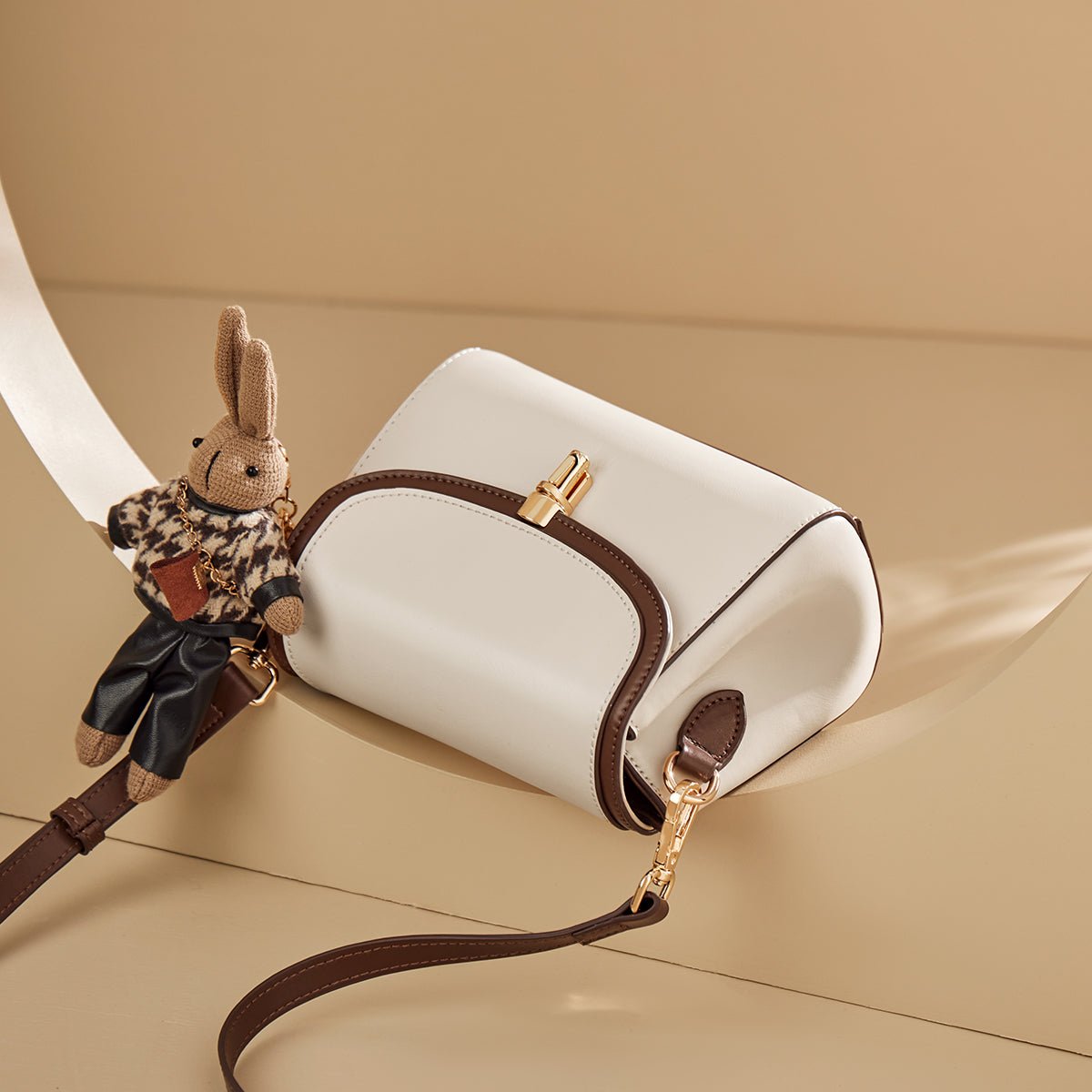 White Willow Shoulder Bag