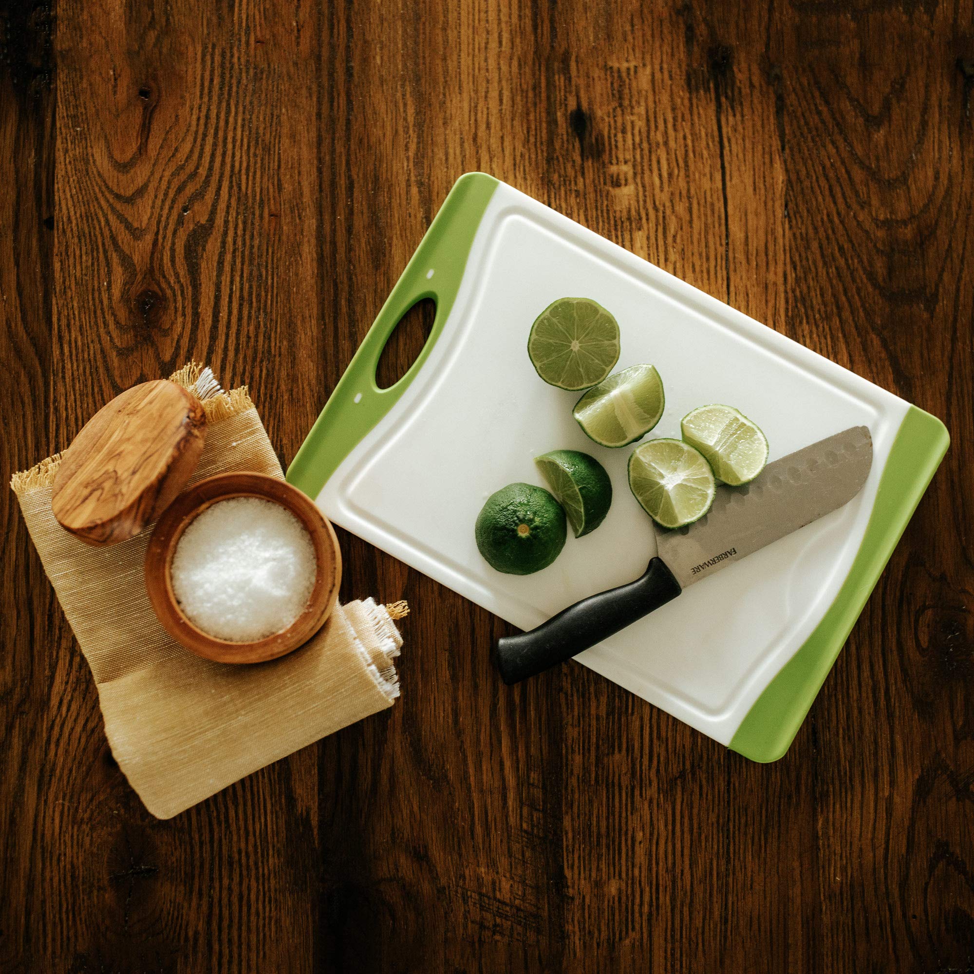 Non-Slip Plastic Cutting Board Set