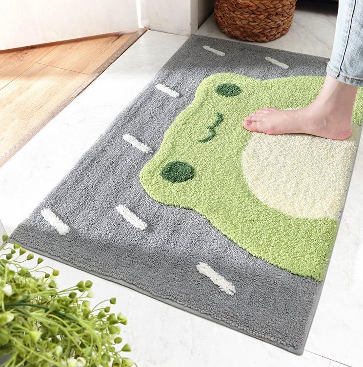 Frogtastic Comfort: Kawaii Green Smiling Frog Bathroom Mat