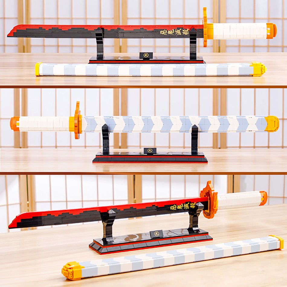 Nichirin Flame Katana Building Set with Saya & Stand