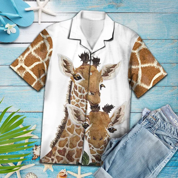 Best Holiday Gifts Ideal Happy Giraffe Family Portrait hawaiian Shirt for men and women