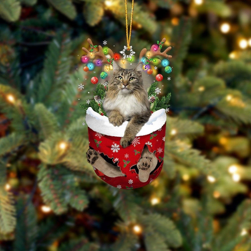Funny Norwegian Forest Cat In Snow Pocket Christmas Ornament Flat Acrylic Cat Ornament