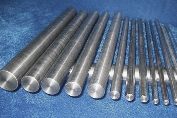 Ferritic stainless steel bar