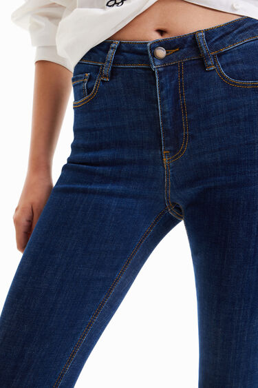 Skinny ankle-grazer jeans