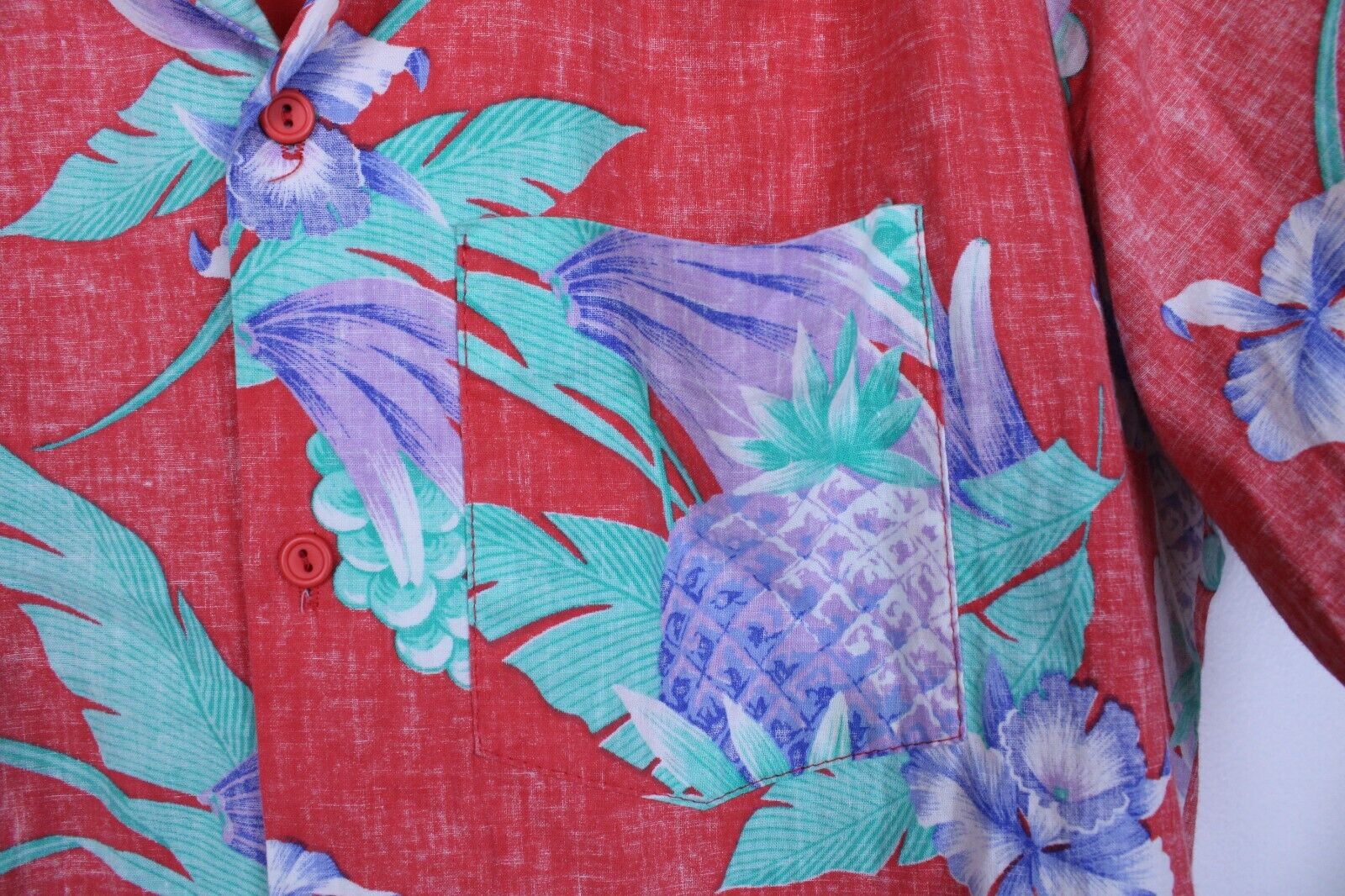 PLATINUM Hawaiian Shirt Mens Medium Red Pineapple Aloha Vintage 90s Palm