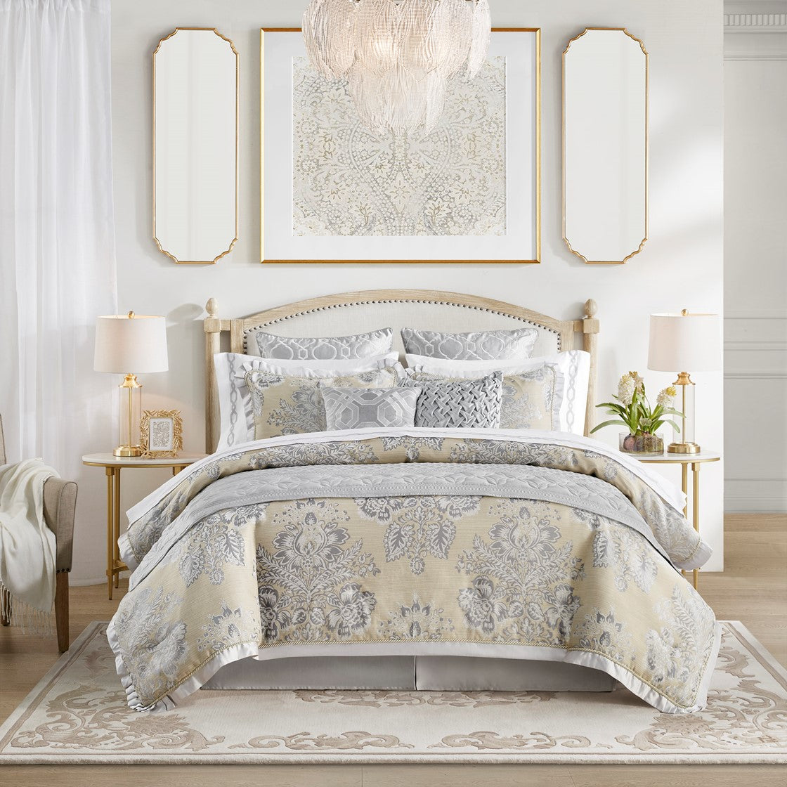 Loretta 4 Piece Comforter Set - Beige  - Queen Size