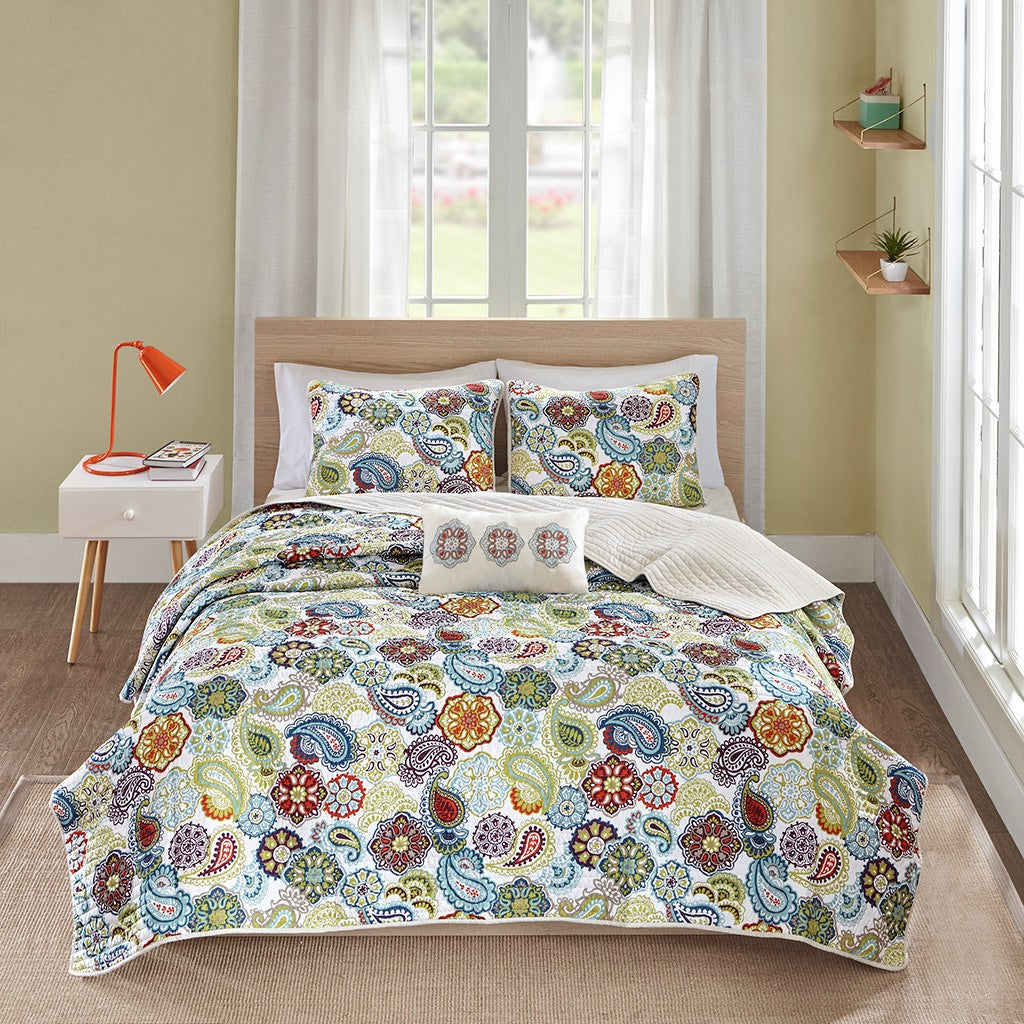 Tamil Reversible Camouflage Quilt Set with Throw Pillow - Multicolor - Full Size / Queen Size