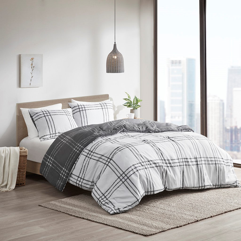 Pike Plaid Reversible Comforter Set
 - White/Gray - Twin/Twin XL