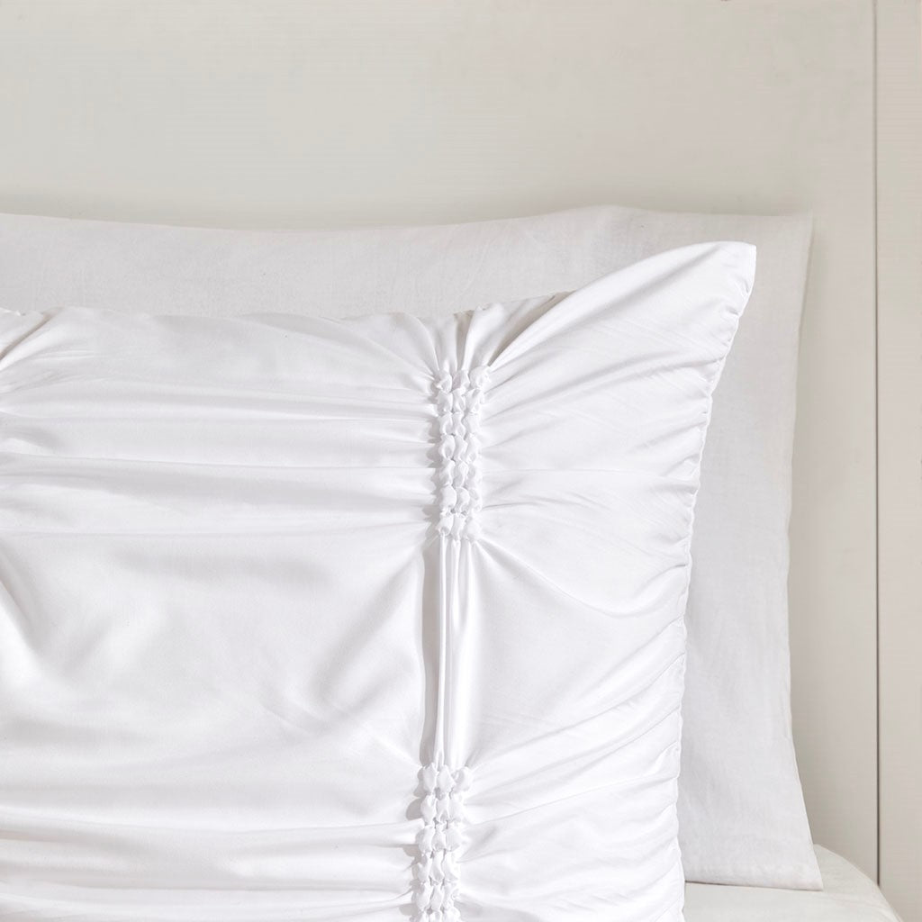 Benny Comforter Set - White - Full Size / Queen Size