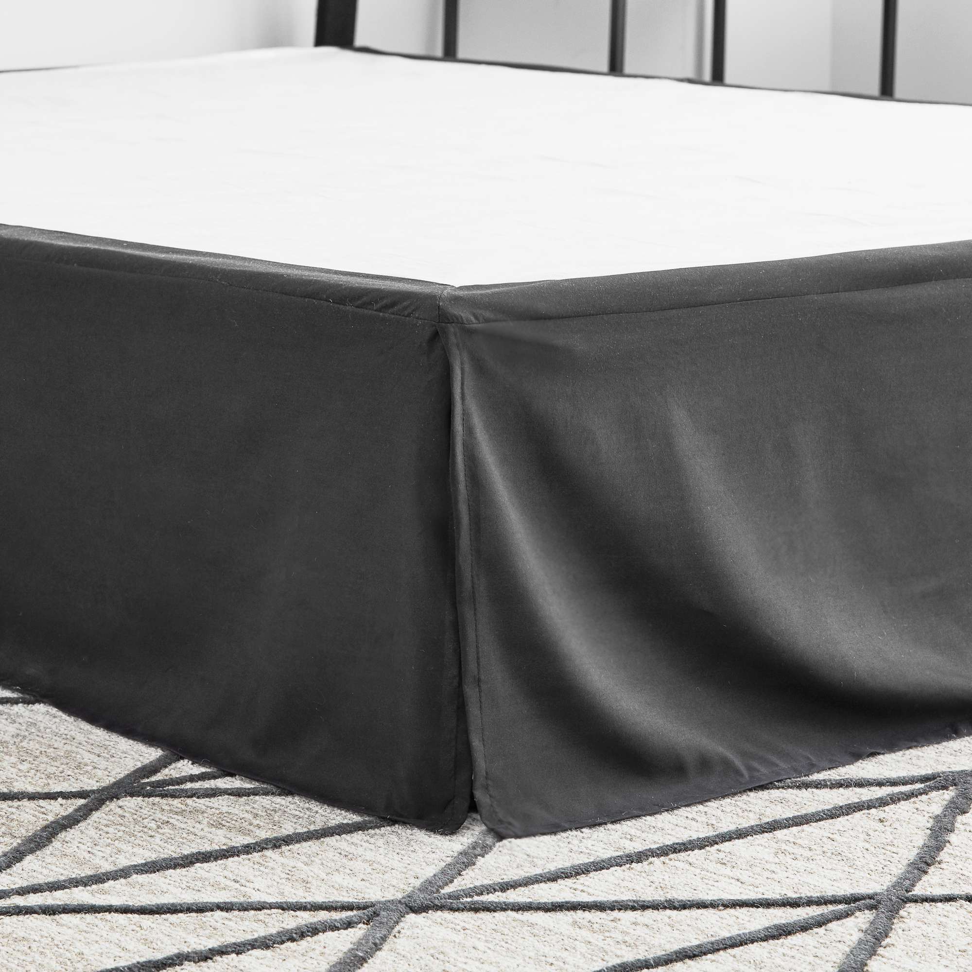 Weekender 14 Inch Bed Skirt, Black, Twin