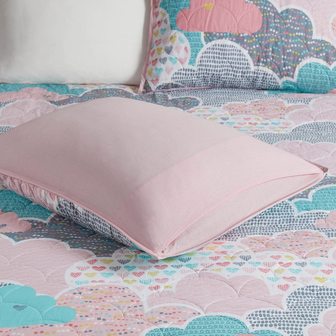 Cloud Reversible Cotton Quilt Set with Throw Pillows - Pink - Full Size / Queen Size