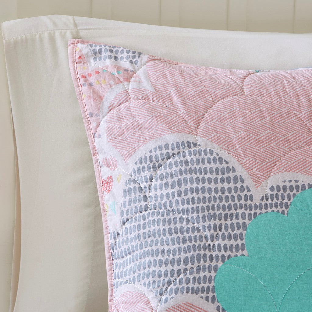 Cloud Reversible Cotton Quilt Set with Throw Pillows - Pink - Full Size / Queen Size