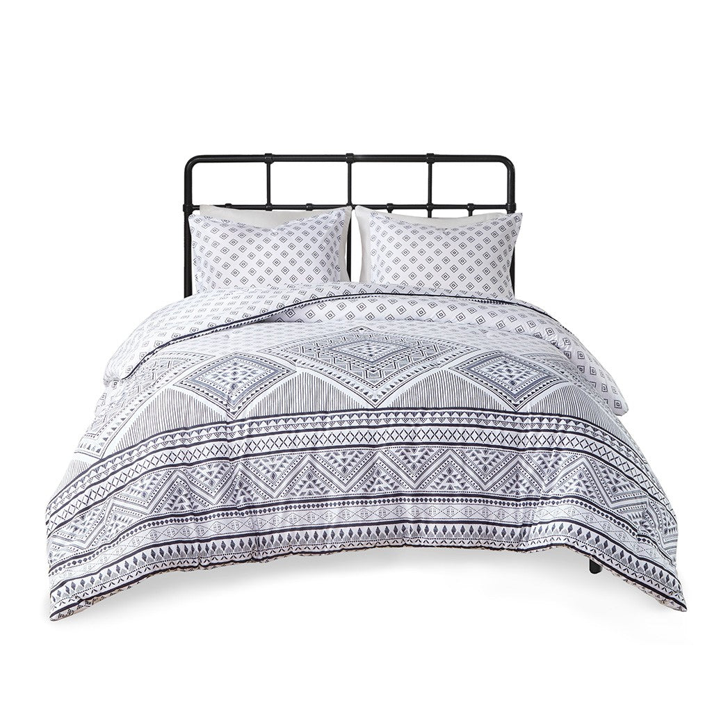 Camila Reversible Comforter Set - Black / White - Twin Size / Twin XL Size