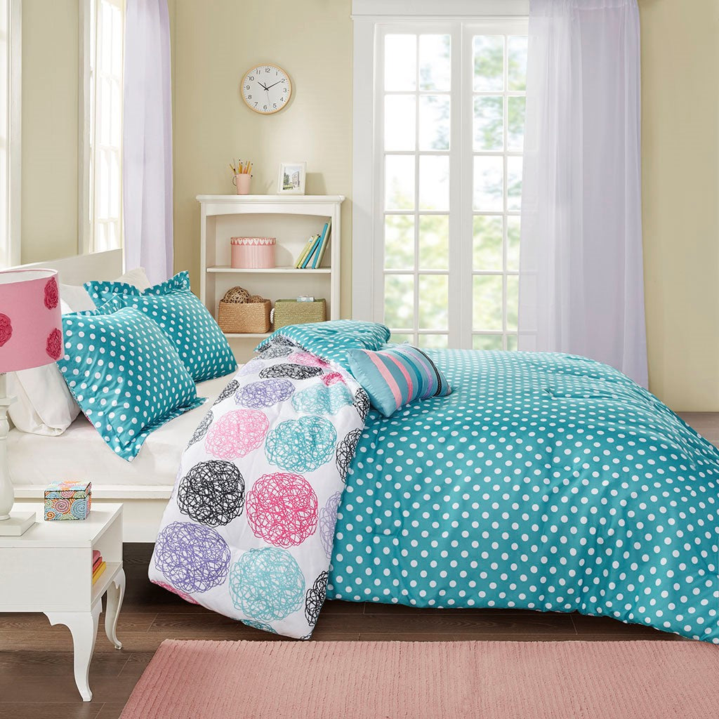 Carly Reversible Comforter Set - Purple - Full Size / Queen Size