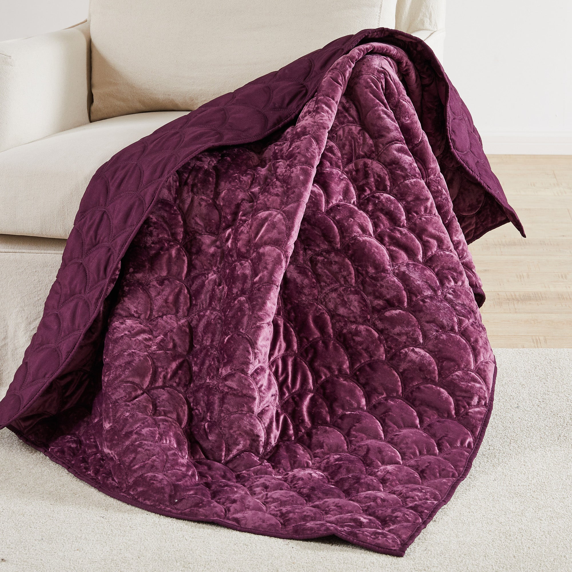 BH Ellora Plum Quilted Throw